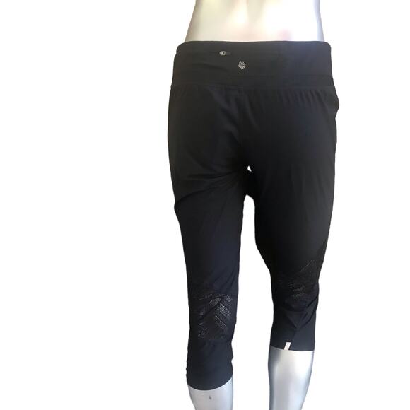 Tangerine Cropped Black Mesh Insert Athletic Pants Women’s Size Medium - Picture 1 of 8